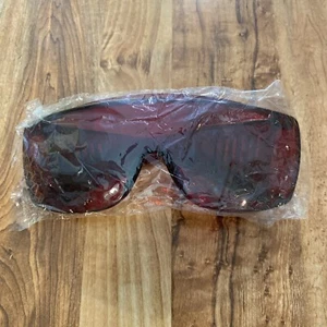 Red Laser Enhancing Glasses - Picture 1 of 4