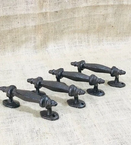 4 HANDLES RUSTIC CAST IRON ANTIQUE STYLE BARN GATE PULLS DRAWER DOOR SHED FENCE Cover