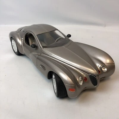 NEO Models, Chrysler Atlantic Concept Model (1995) — Out Of Box, Great Shape - Image 1 of 4