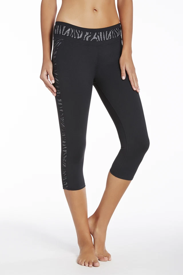 NEW FABLETICS Women's 'CAMACAN CAPRI' Black/Zebra CAPRI YOGA PANTS - XS (4) - Image 1 of 1
