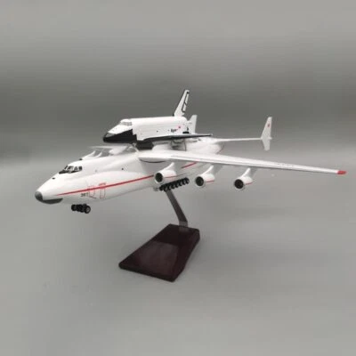 1/200 Antonov An-225 Mriya Space Shuttle Blizzard Transportation Aircraft Model - Image 1 of 4