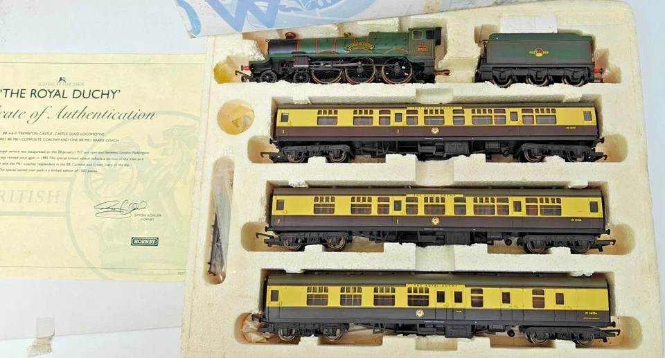 Hornby R2372M Limited edition of 1500 train pack The Royal Duchy OO Gauge - Image 1 of 4