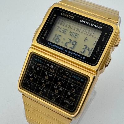 Orologio Digitale Vintage Casio DBC-610 Uomo Tono Oro Calcolatrice Sveglia Crono Nuova Batteria - Immagine 1 di 4
