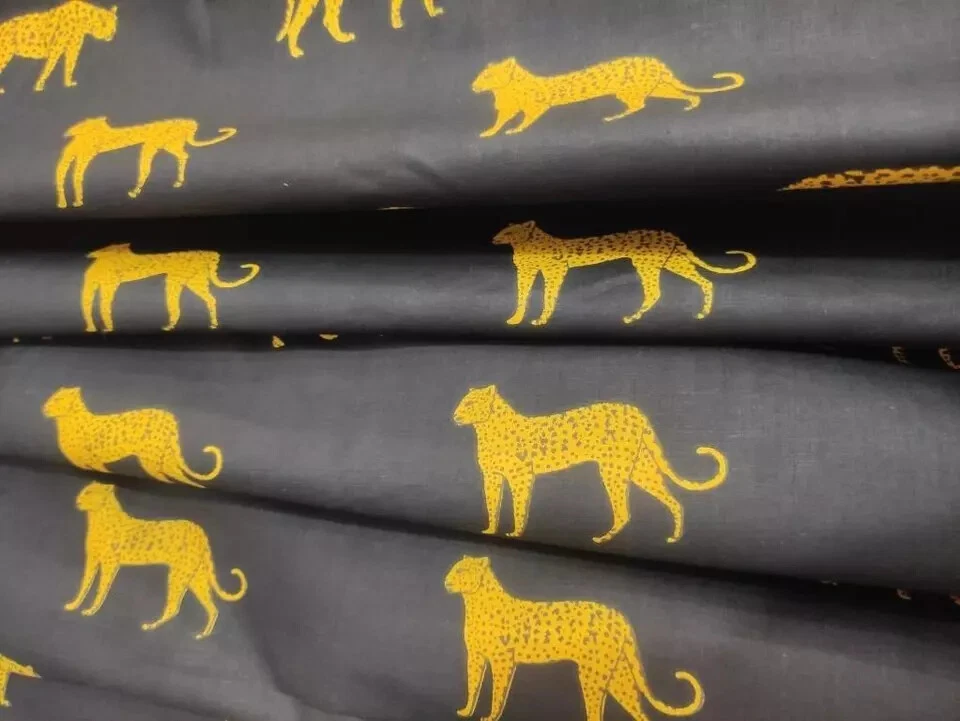 Telas de costura de tela de algodón impresas a mano de tigre azul indio de 25 yardas Foto 1 de 4