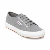 superga azul marinho