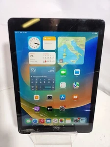 Apple iPad 5gen A1823 32Gb Wi-Fi + cellular 9,7" Tablet Pad 9.7 display rotto - Imagen 1 de 13