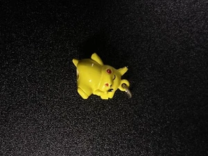 Minifigura Llavero Pokemon Pikachu De Colección Tomy Bandai - Imagen 1 de 2