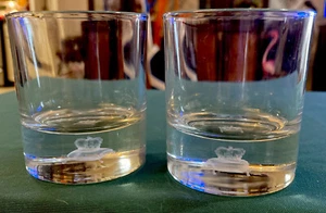 Juego de (2) gafas de almohada flotante holograma Crown Royal 3D rocas grabadas con láser - Imagen 1 de 5