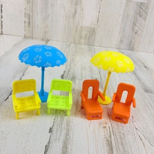 Bluey SET Strandkörbe orange Liegen blaue Sonnenschirme Outdoor Figur Spielset NEU - Bild 1 von 10