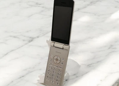 Sharp AQUOS SH-02L Keitai Flip Phone Gold Unlocked SIM Free From Japan Used - Image 1 of 4