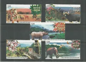 India 2007 Parchi Nazionali dell'India Elefante Cervo Tigre Leopardo Rinoceronte 5v MNH - Foto 1 di 3