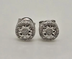 925 STERLING SILVER ROUND GENUINE DIAMOND HALO STUD EARRINGS BEAUTIFUL - Picture 1 of 10