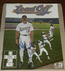 Robin Yount Milwaukee Brewers SIGNED 1992 LEADOFF Program BAS BE24870 BASEBALL - Picture 1 of 2