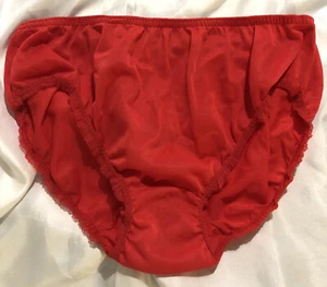 Vintage PENNY'S GAYMODE Panties RED MUSHROOM GUSSETT Size 5 Bikini - Picture 1 of 3