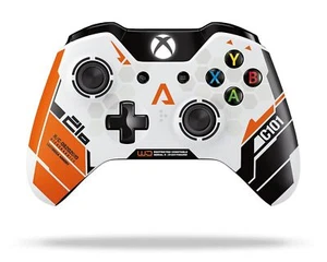 Genuine Xbox One Wireless Controller - Titanfall Limited Edition White - VG - Picture 1 of 1
