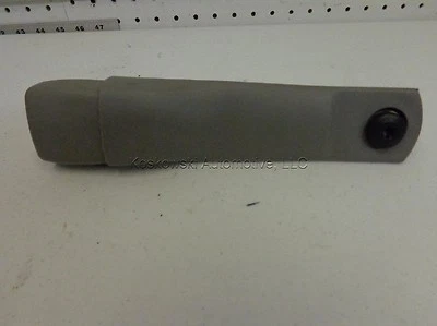 Hebilla de cinturón de seguridad Saturn VUE pestillo delantero derecho 03 asientos con canastilla laterales para pasajeros  Foto 1 de 4