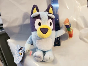 New 8" Bluey Plush with Magic Xylophone Bluey Friends Moose Toys 3Y+ 2021 NWT - Picture 1 of 11