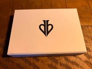 Pair of White Lions Reverse Tour Edition Box Set Playing Card ๐ David Blaine - Picture 1 of 3