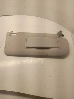 Parasol derecho pasajero iluminado se adapta 03-04 MAZDA 6 1106481 Foto 1 de 4