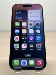 iPhone 16 Pro 256gb AT&T Cracked Camera Lens Scratches 244 Cycles Check ESN Read - Photo 1 sur 10