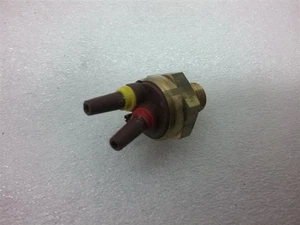 035131851A Válvula de vacío térmico 944T PORSCHE MB-17-1 - Imagen 1 de 4