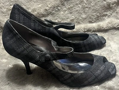 NUEVO Marc Fisher Gris Plateado Metálico Cuadros MaryJane Peep Toe Tacones Mujer Talla 8 Foto 1 de 4