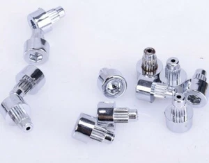 20 x Chrome Silver Plastic Wheel Rivets Nuts Rim Lip Replacement Alloys Studs J8 - Picture 1 of 5