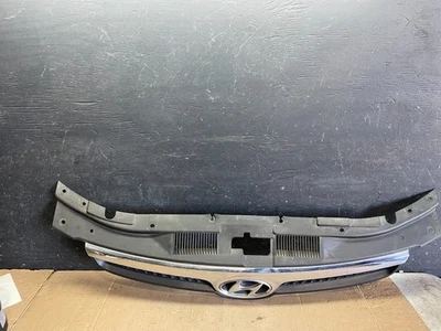2009-2012 Hyundai Elantra Touring Wagon Front Upper Grill Grille Oem Q5667 DG - Image 1 of 4