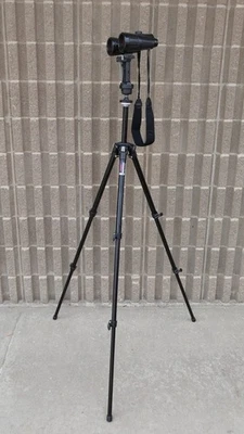 PRISMÁTICOS ZEISS 15X60 CON TRÍPODE MANFROTTO Y MONTAJE Foto 1 de 4