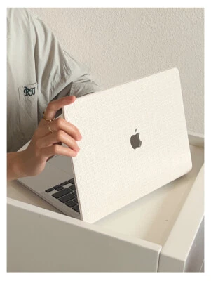 White Shell Case Cover For Apple MacBook Air 13 15 MacBook Pro 13 14 15 16 inch - Image 1 of 4