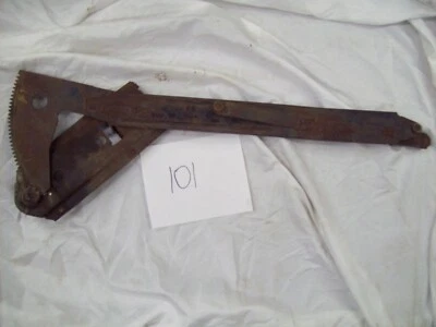 61-64 Chevrolet Impala RH front window regulator 2 dr hdtp & conv Buick Olds 101 - Image 1 of 4