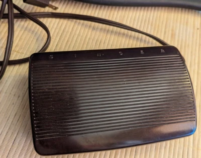 Máquina de coser Singer 619494-001 pedal controlador de motor de 3 clavijas Foto 1 de 4