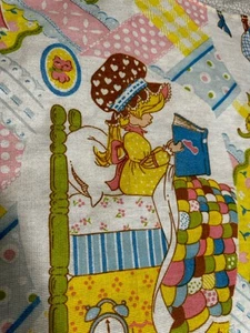 Vintage Neuheit Druck Stoffrest Holly Hobbie Stil 70er 1980er 41”x 58” LESEN - Bild 1 von 18