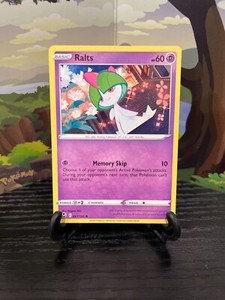 Ralts 067/195 - Silver Tempest - Common - Pokemon Card TCG - LP