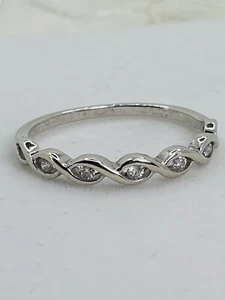 Estate 9ct 375 White Gold 5 Diamond Stack Cross Over Style Ring Size N VIDEO - Picture 1 of 20