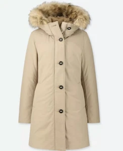 NWT UNIQLO WOMEN ULTRA WARM DOWN COAT SIZE M/L - Picture 1 of 12