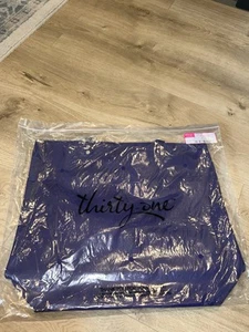 Thirty One Around Town Tasche in schickem Lila Kiesel - NEU mit Etikett - Bild 1 von 3