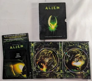 Ridley Scott's Alien DVD 1979 2-Disc Director's & Theatrical Cut versions - Picture 1 of 1