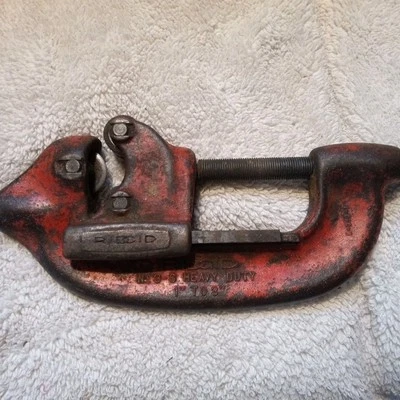 Ridgid No. 3-S Pipe Cutter  1" to 3" Capacity Heavy Duty - Image 1 of 4