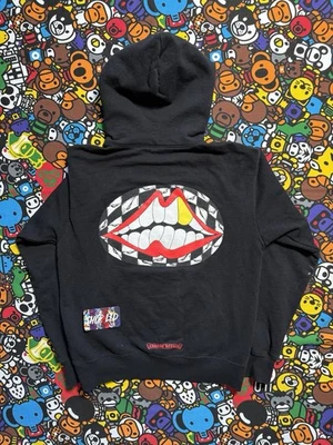 Sudadera con capucha pulóver Chrome Hearts Matty Boy Lips Foto 1 de 4