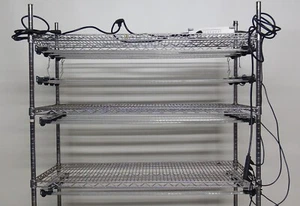 Fluence RAZR LED light system with (16) lights Vertical Growing - Picture 1 of 12