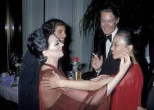 Liza Minnelli, Steve Rubell, Halston, & guest at Martha Graham - 1978 Old Photo