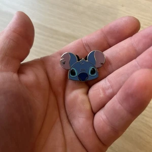 Disney Parks Pin. 2024 Hidden Disney Mickey. Stitch Ears Hat. Brand New  - Picture 1 of 3