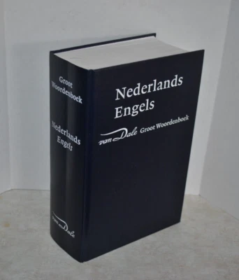 Van Dale Groot Woordenboek  Nederlands Engels HC 1999 W Martin - Image 1 of 4