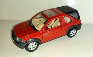 LAND ROVER FREELANDER BURAGO SCALA 1/24 NO BOX - Foto 1 di 4