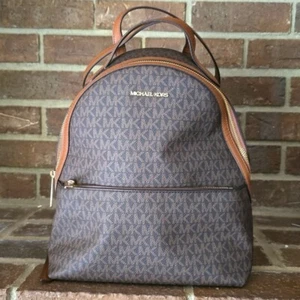 Michael Kors Sheila Medium Logo Backpack Brown - Picture 1 of 8