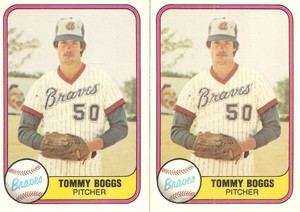 2 CARD 1981 FLEER TOMMY BOGGS BASEBALL CARD LOT #261
