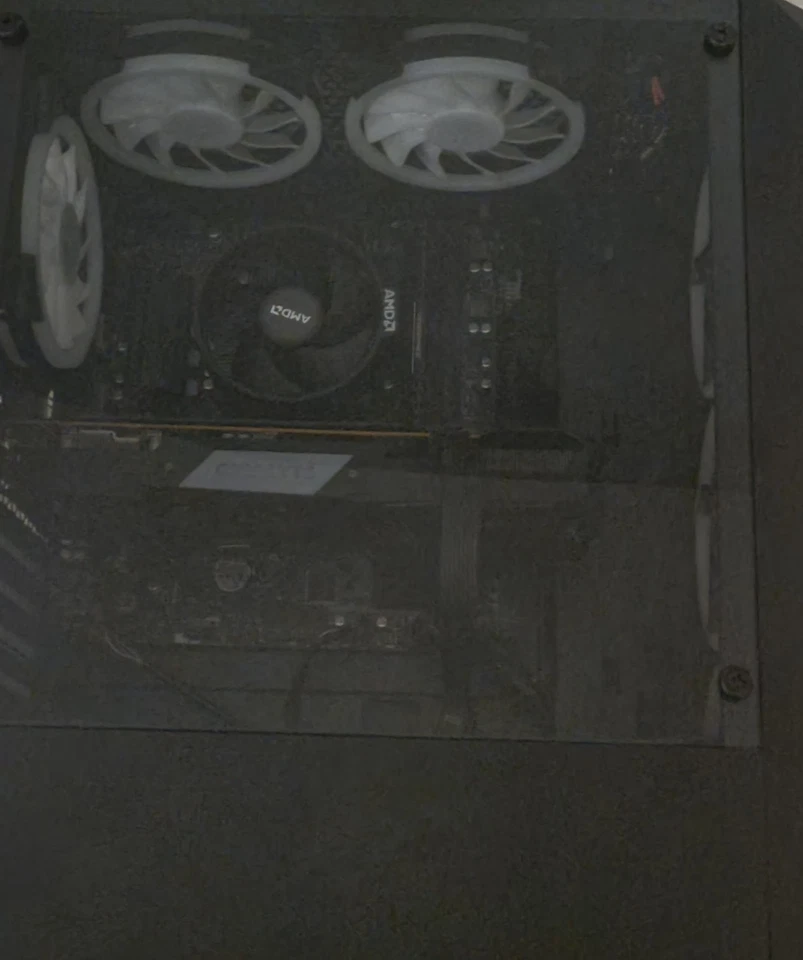 GAMING PC - RX 5500 XT Ryzen 5 1400 16GB RAM 1TB SSD Win 11 - Image 1 of 4