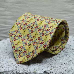 Etro gelbe Seidenkrawatte für Herren mit Tennisspielermuster - 147 cm x 9,5 cm - Bild 1 von 10