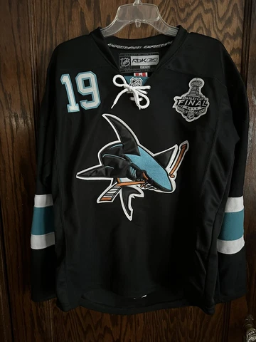 san jose sharks jersey joe thornton black alternate youth size 48 Cover
